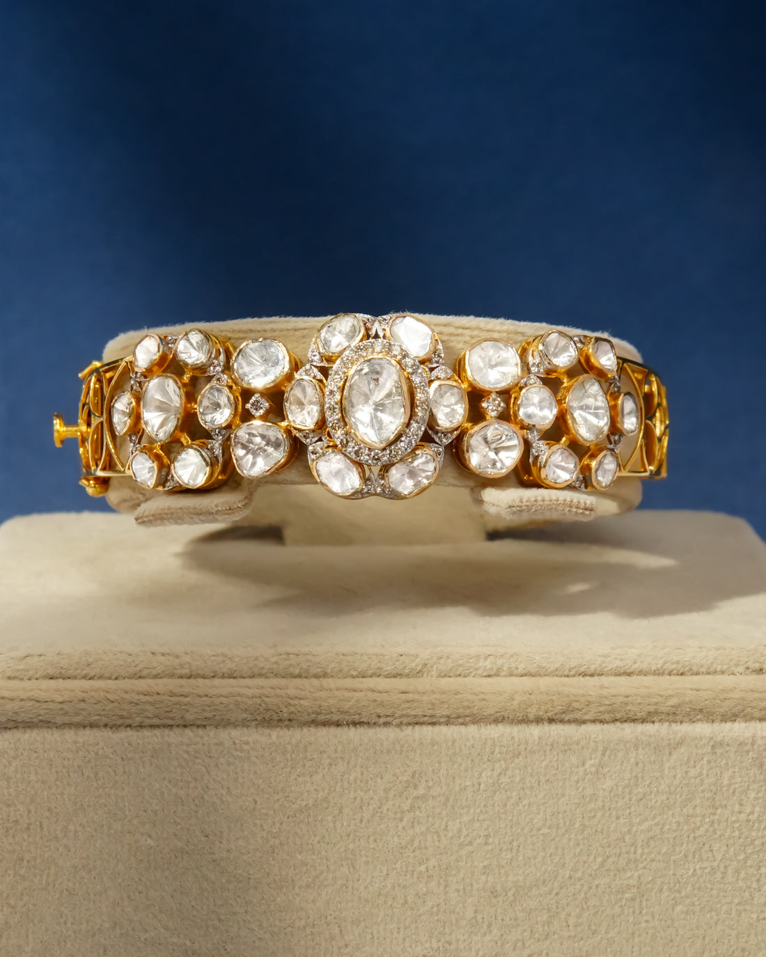 Shonal Polki And Diamond Bangle