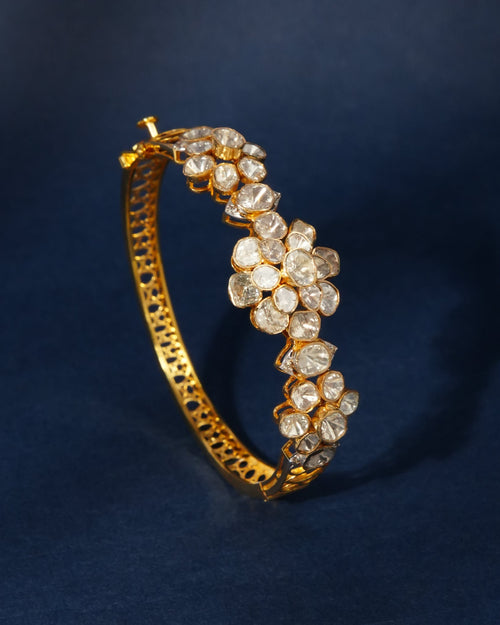 Yashvika Polki And Diamond Bangle