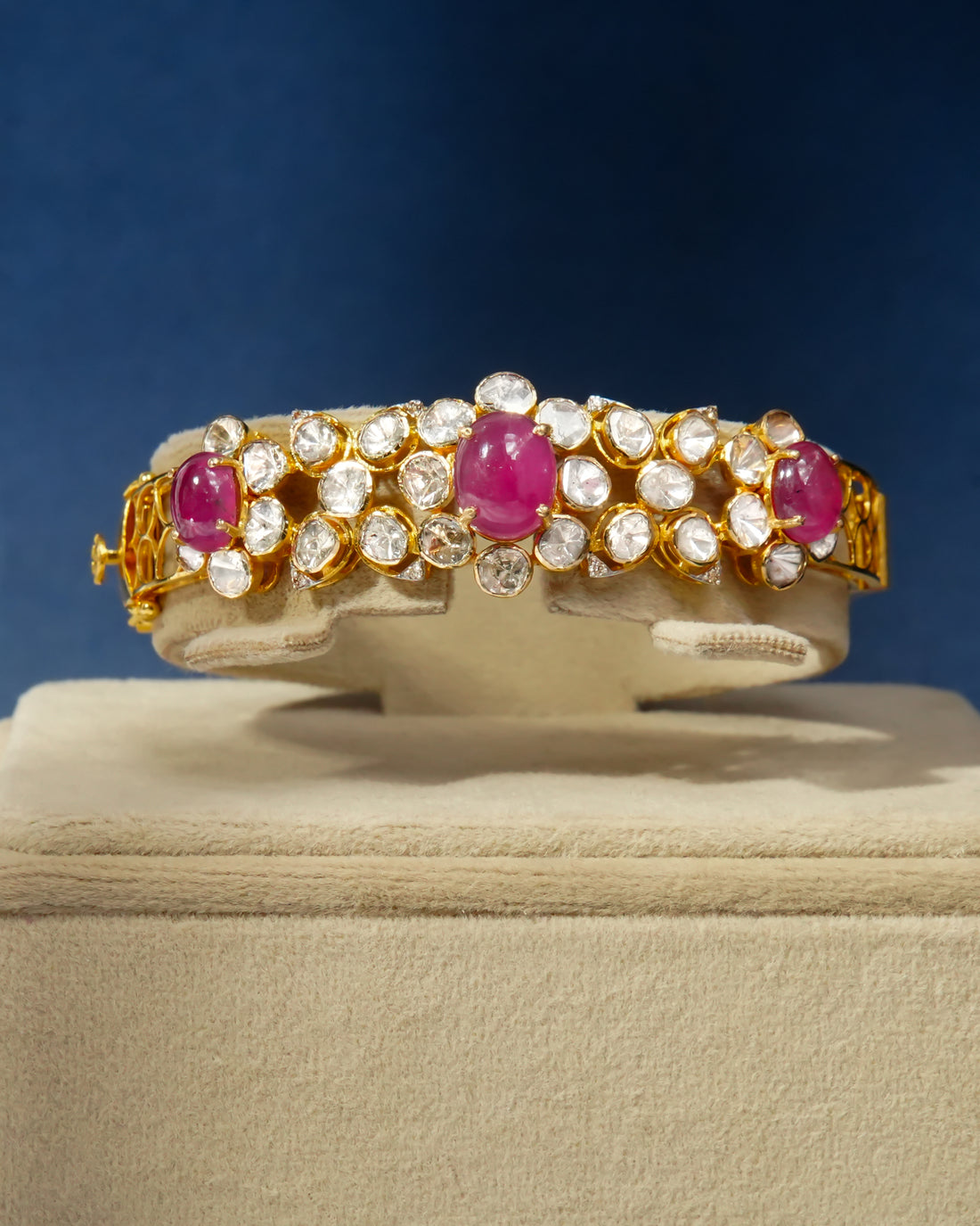 Lyric Polki  And Diamond Bangle