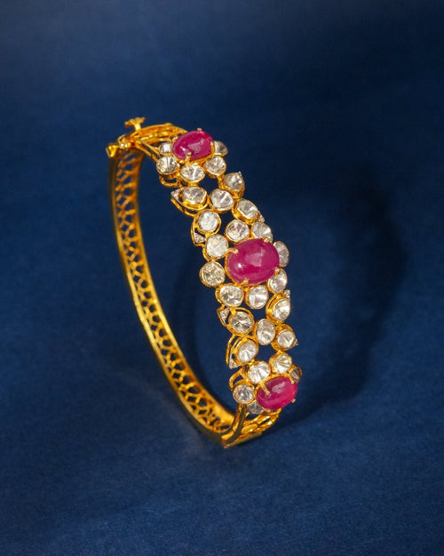 Aabha Polki And Diamond Bangle