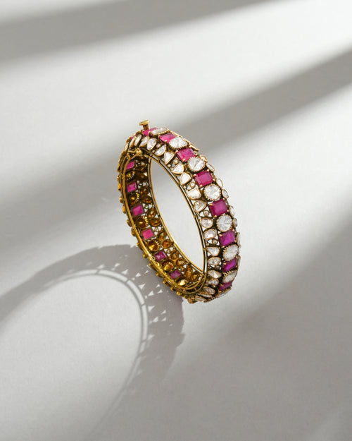 Nayeli Polki And Diamond Bangle