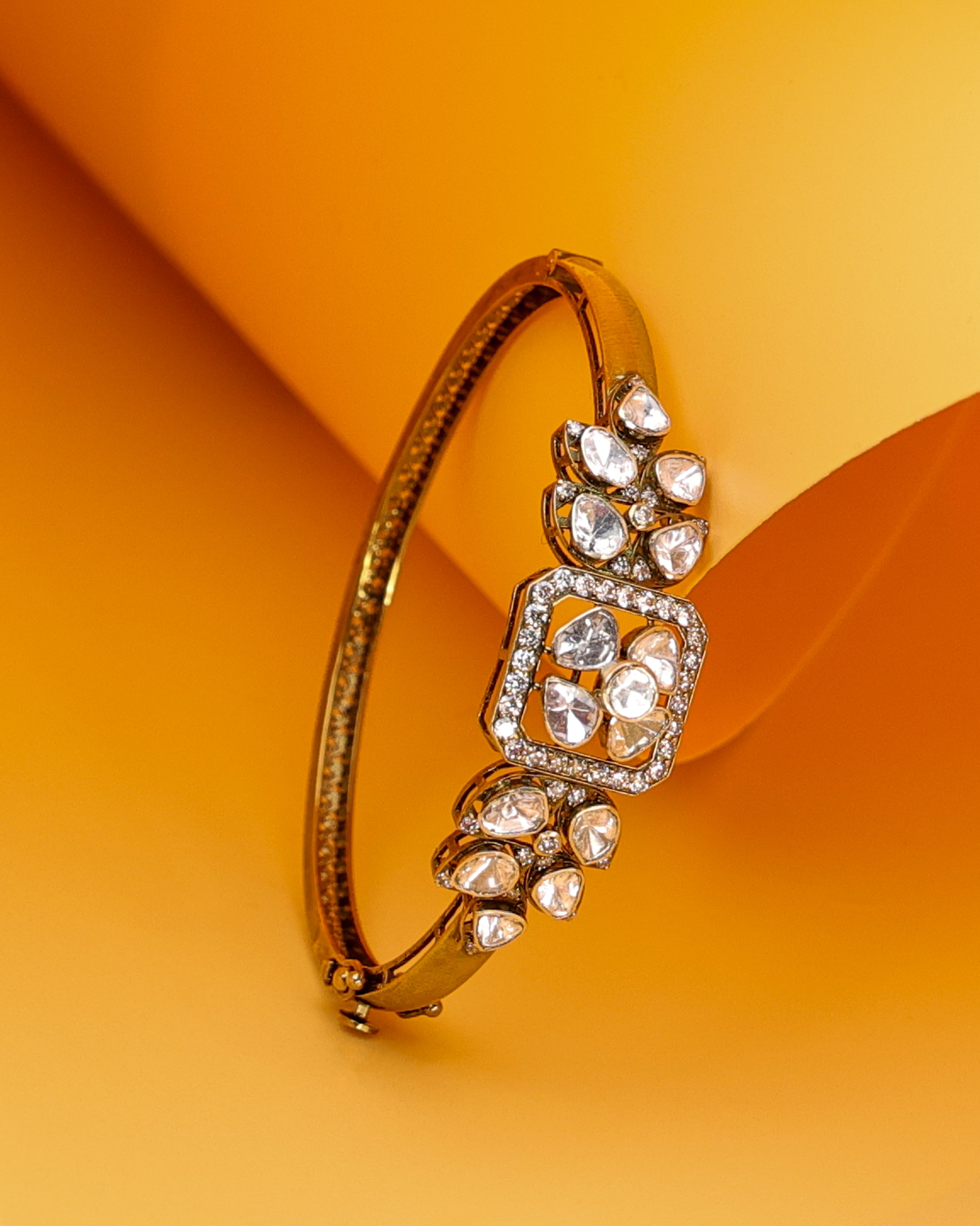 Bhadra Polki And Diamond Bangle