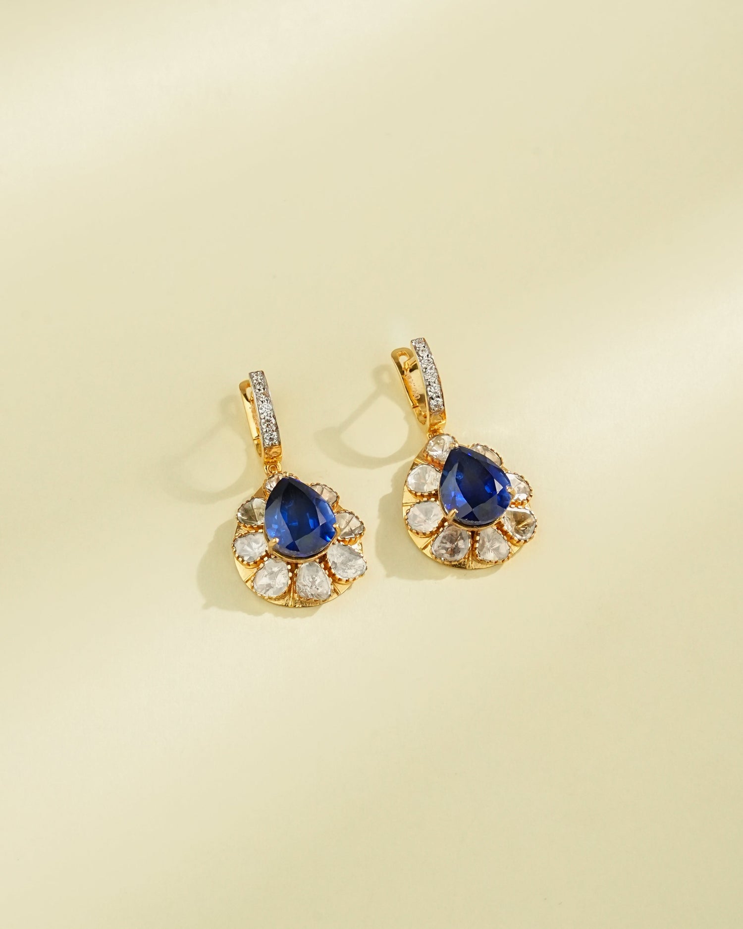Manika Polki And Diamond Hoops