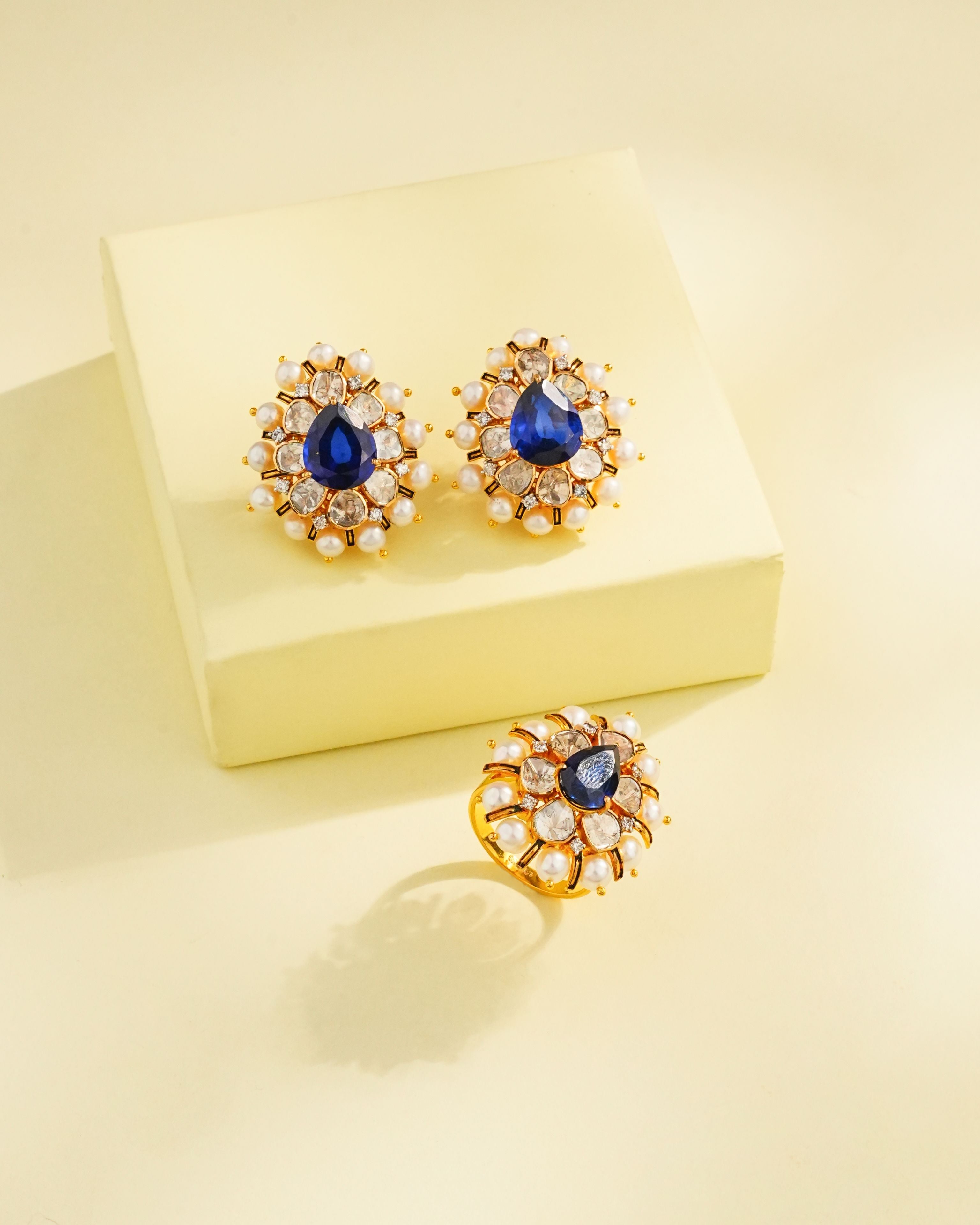Eshvika Polki And Diamond Tops