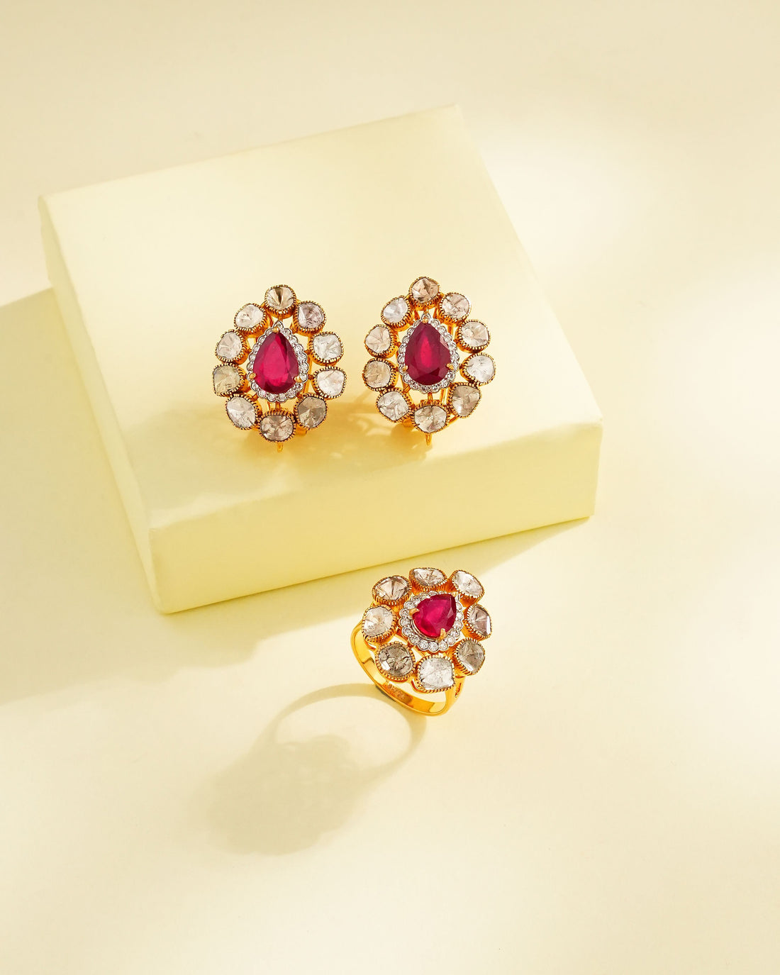 Lisha Polki And Diamond Ring