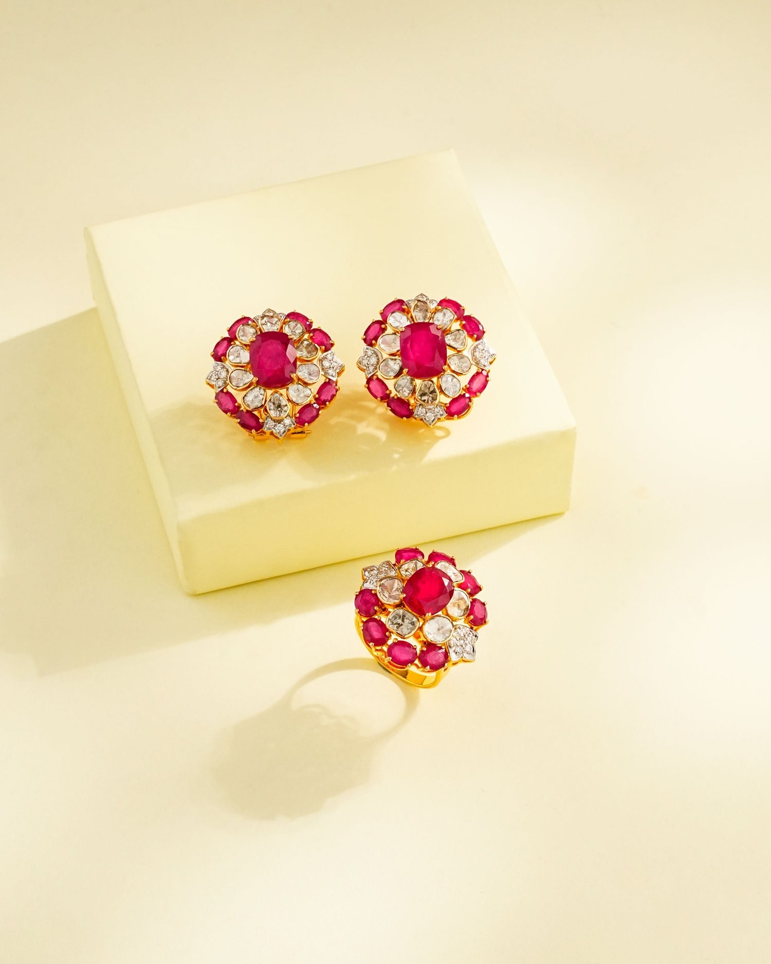 Evika Polki And Diamond Tops