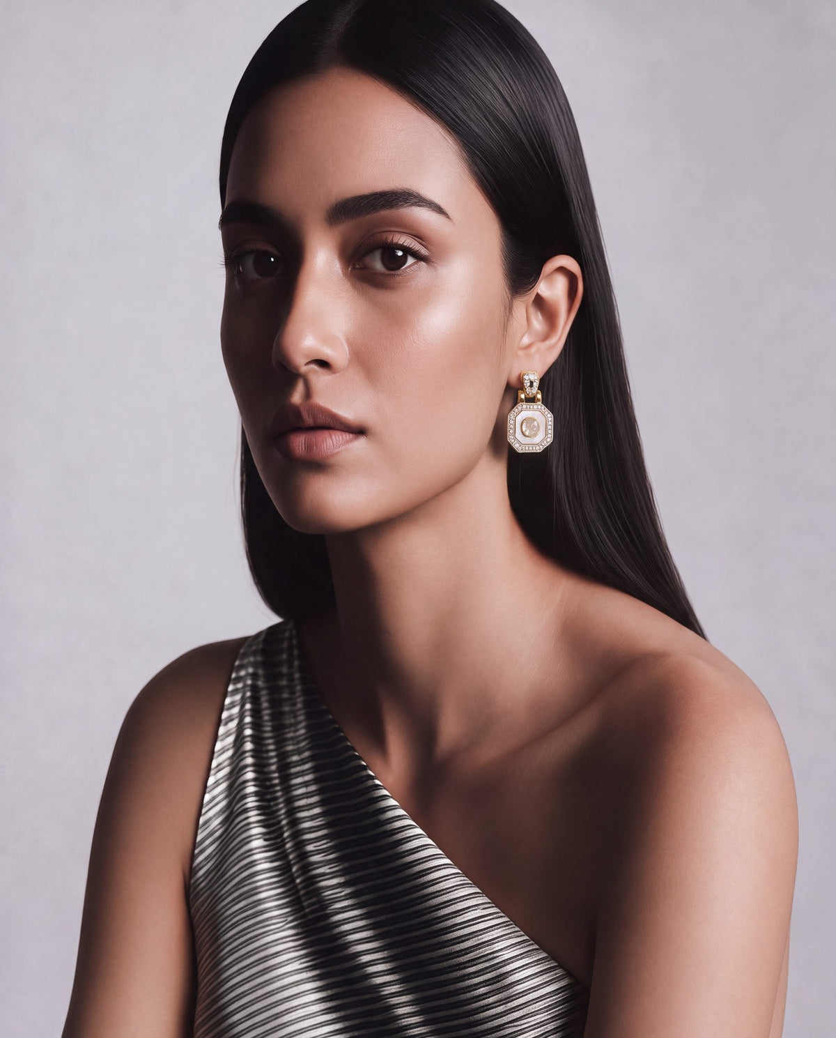 Dishu Polki And Diamond Tops