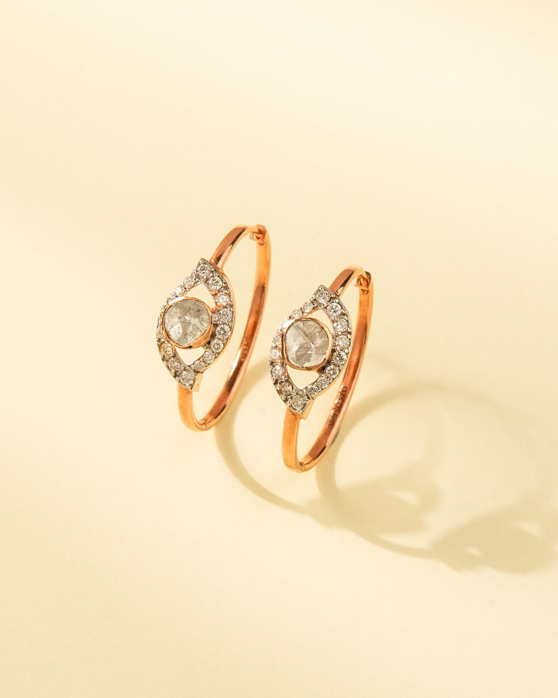 Manika Polki And Diamond Hoops