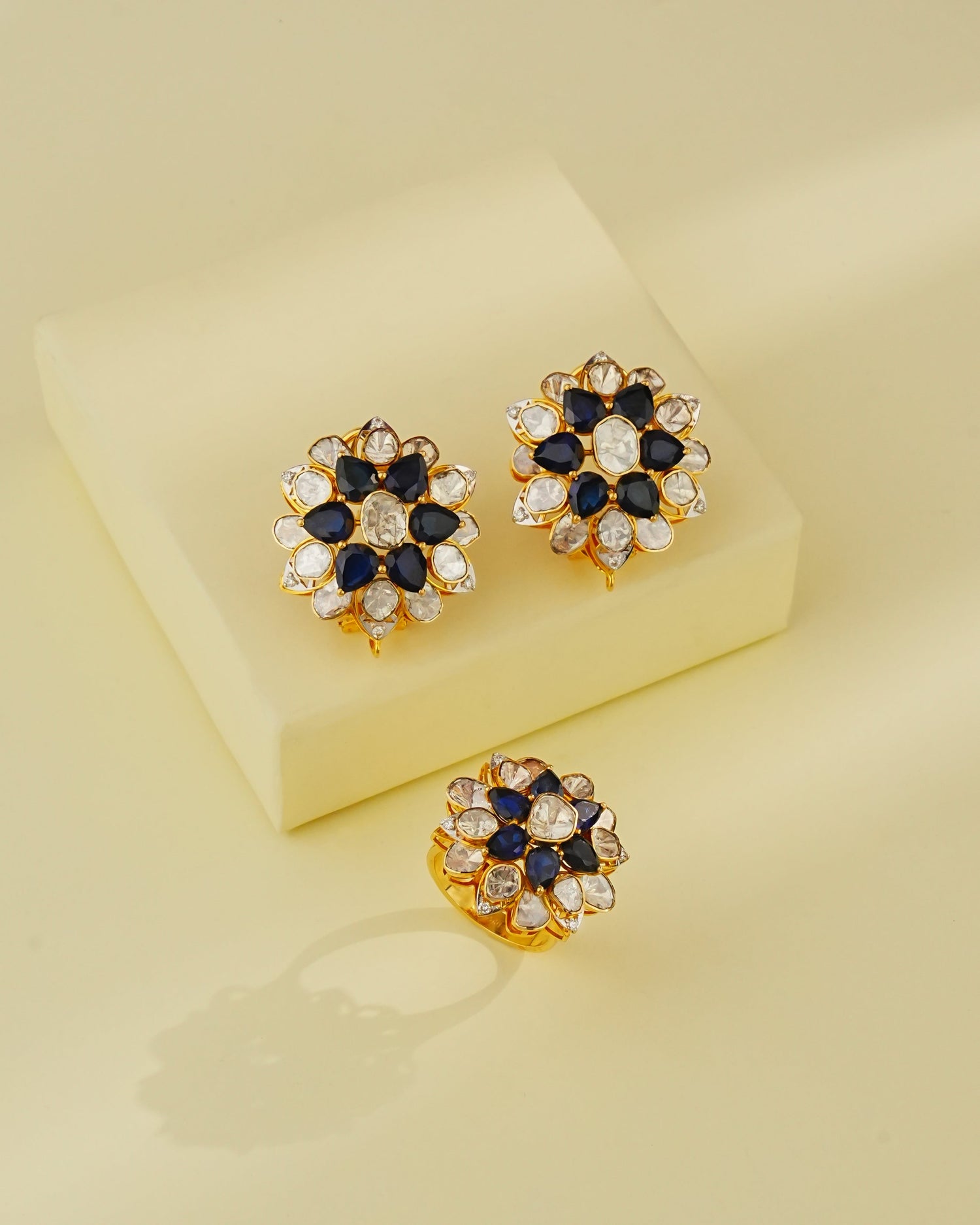 Vriska Tops And Prisha Ring Set