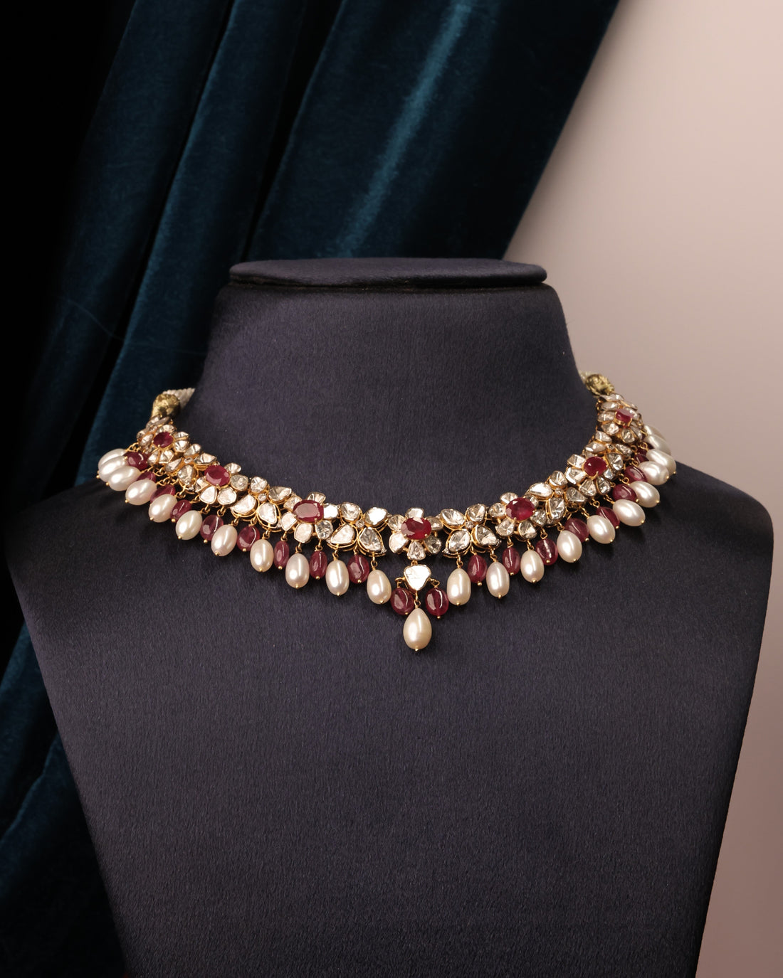 Zeenal Polki And Diamond Necklace