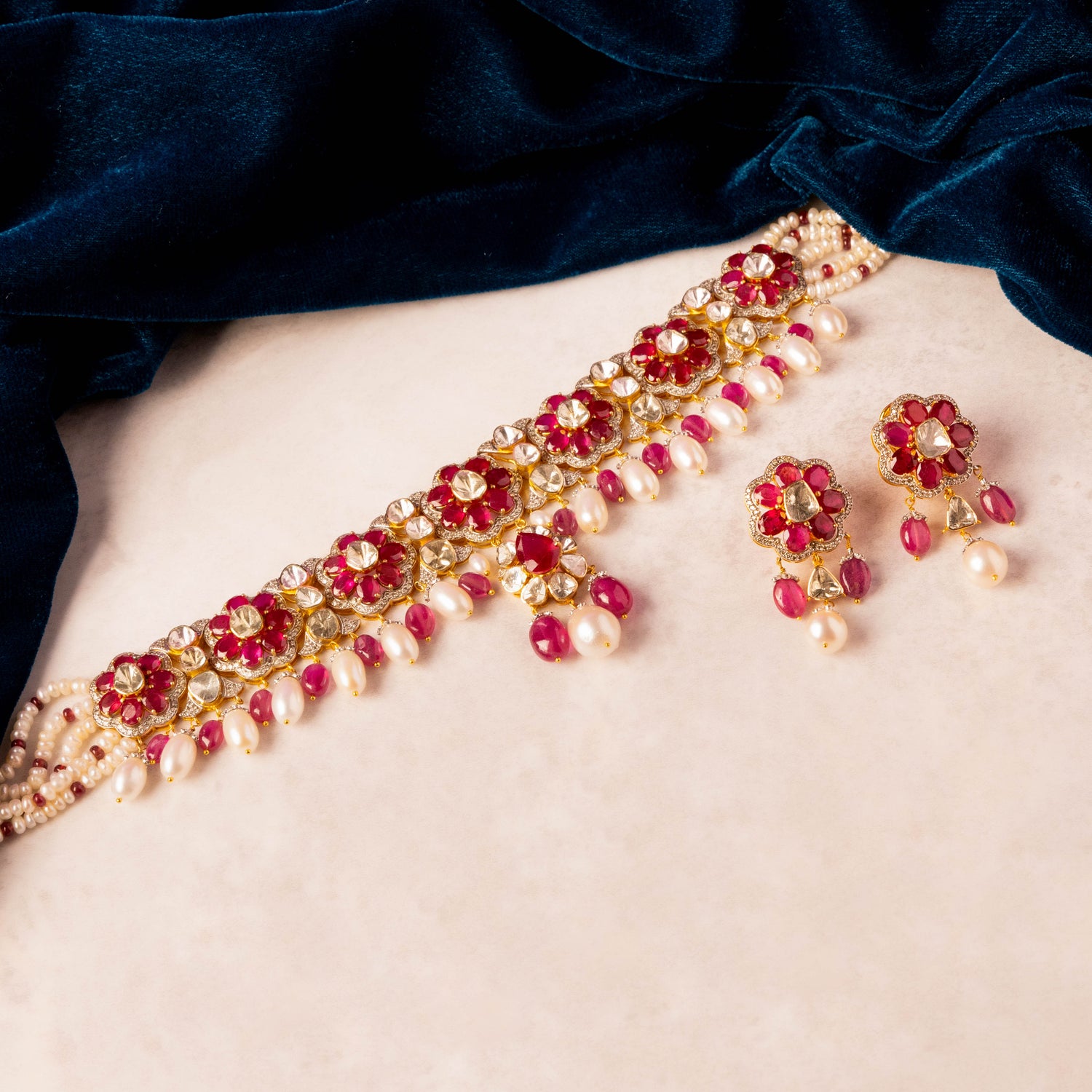 Devika Polki And Diamond Choker