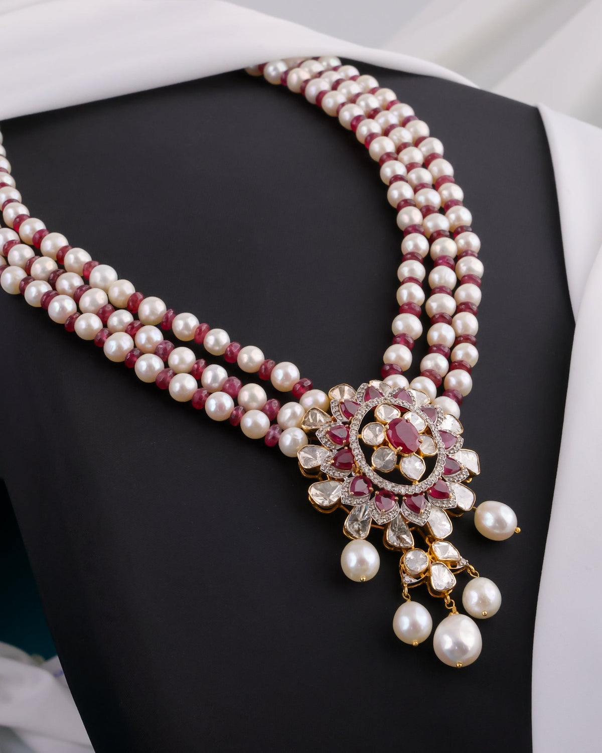 Aadvita Bead Pendant And Isley Tops Polki And Diamond Set