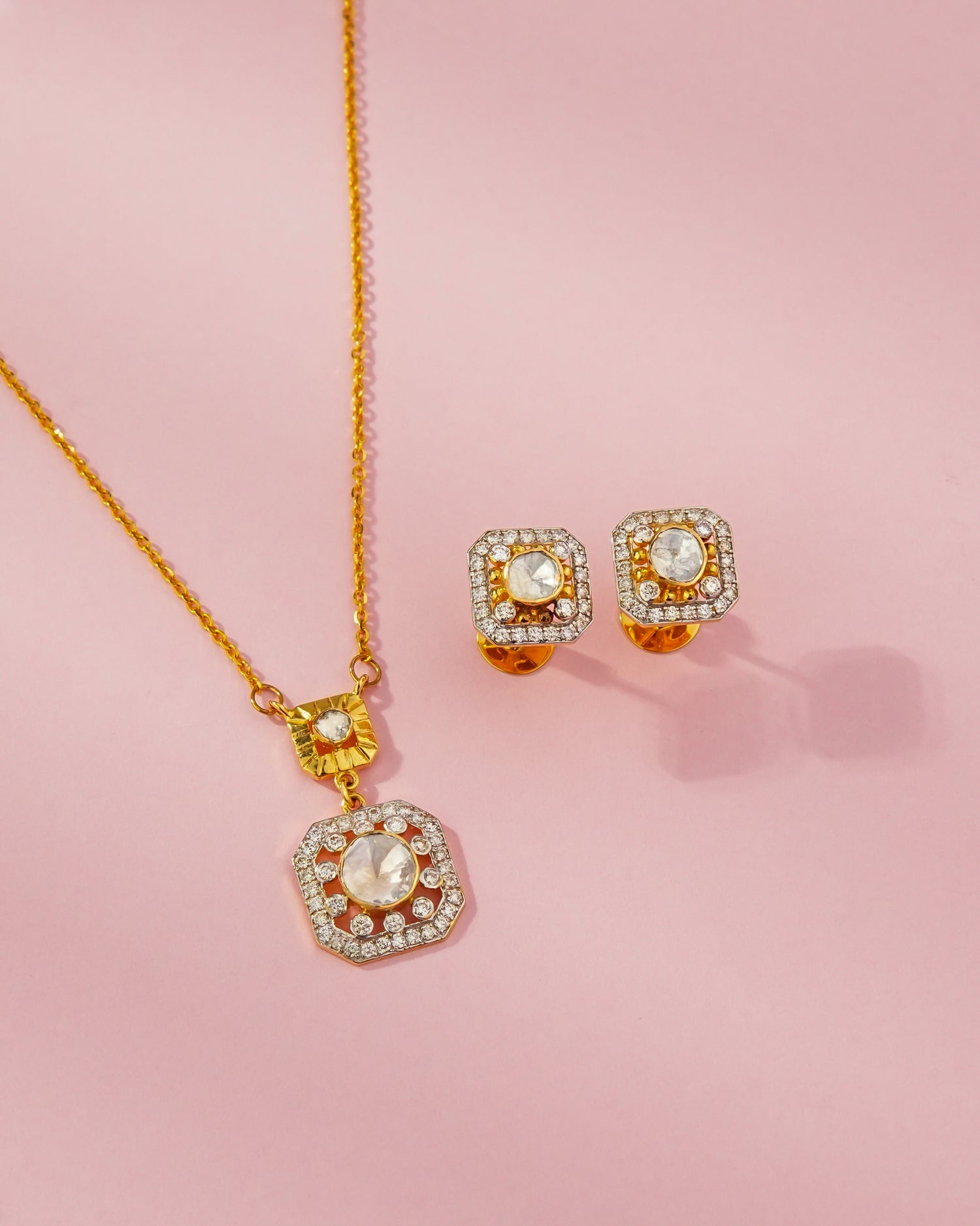 Ariana Polki And Diamond Pendant