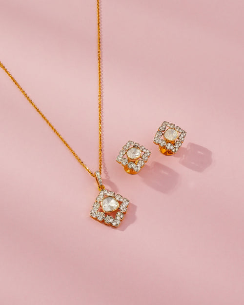 Aaliyah Polki And Diamond Necklace