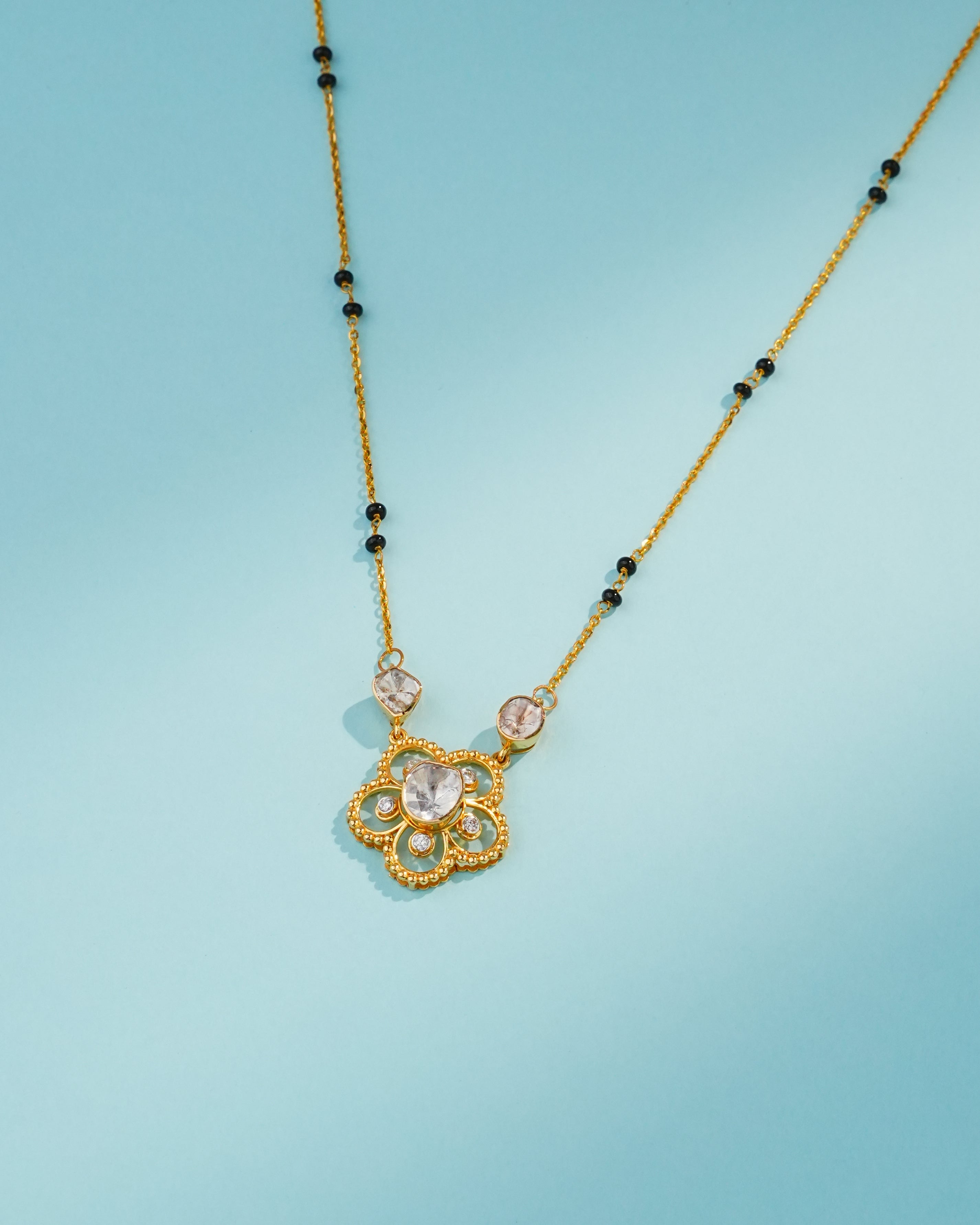 Daisy Polki And Diamond Pendant