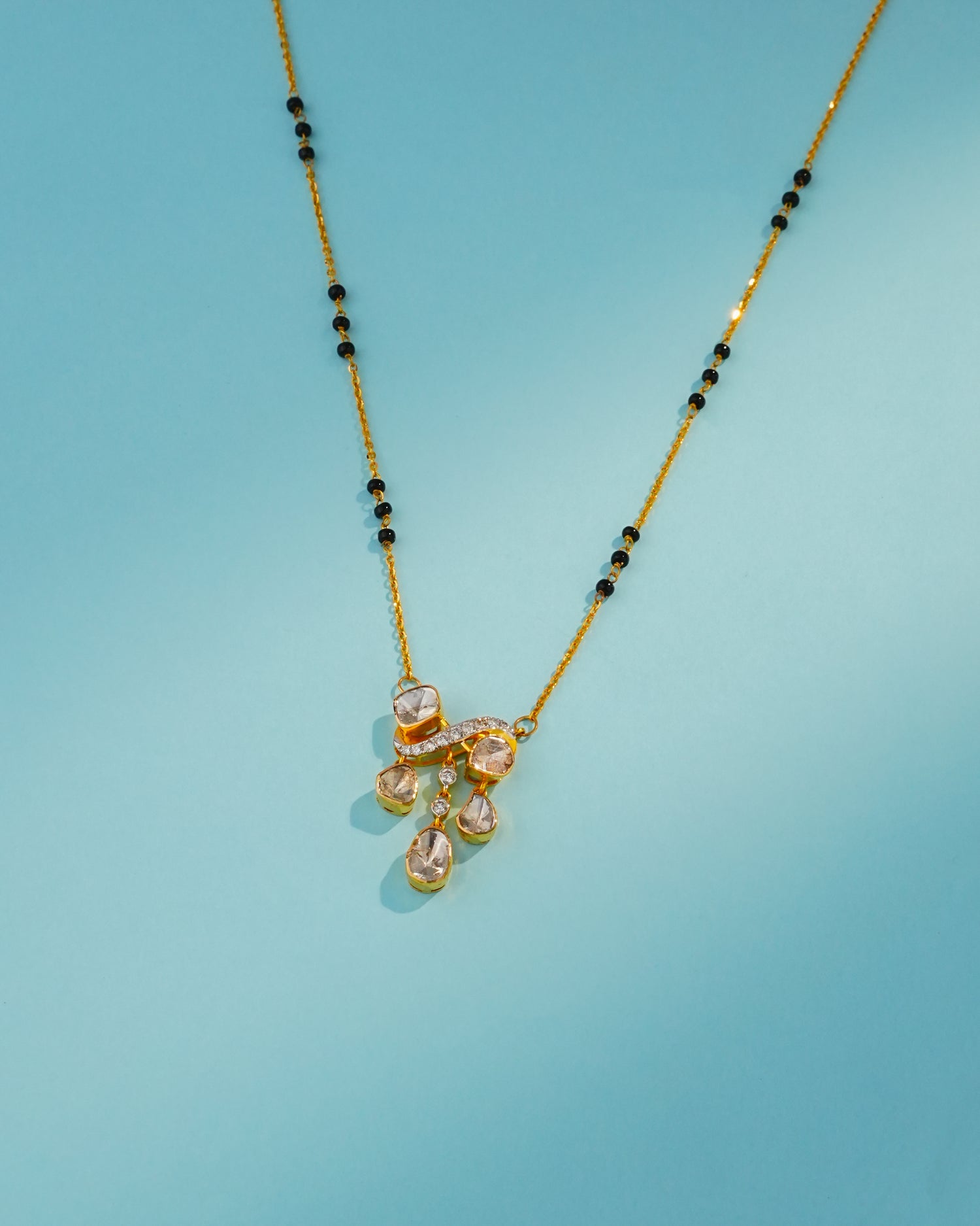 Riya Polki And Diamond Pendant
