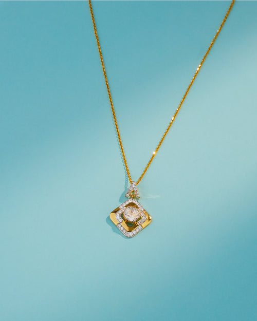 Anika Polki And Diamond Pendant
