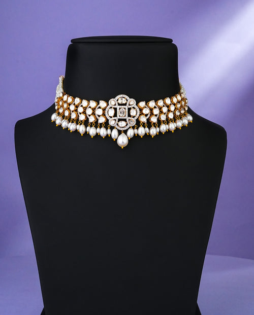 Aleesha Polki And Diamond Choker