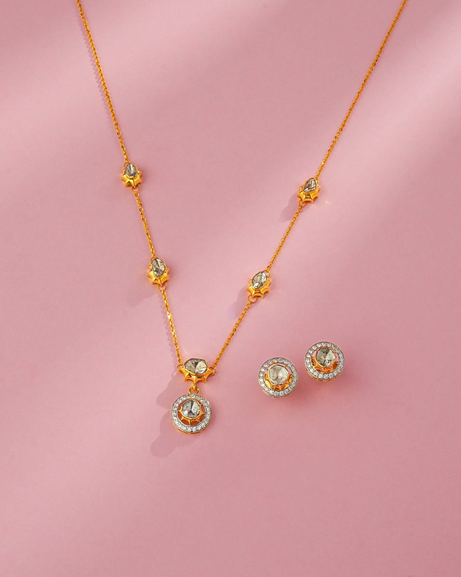 Trisha Polki And Diamond Pendant