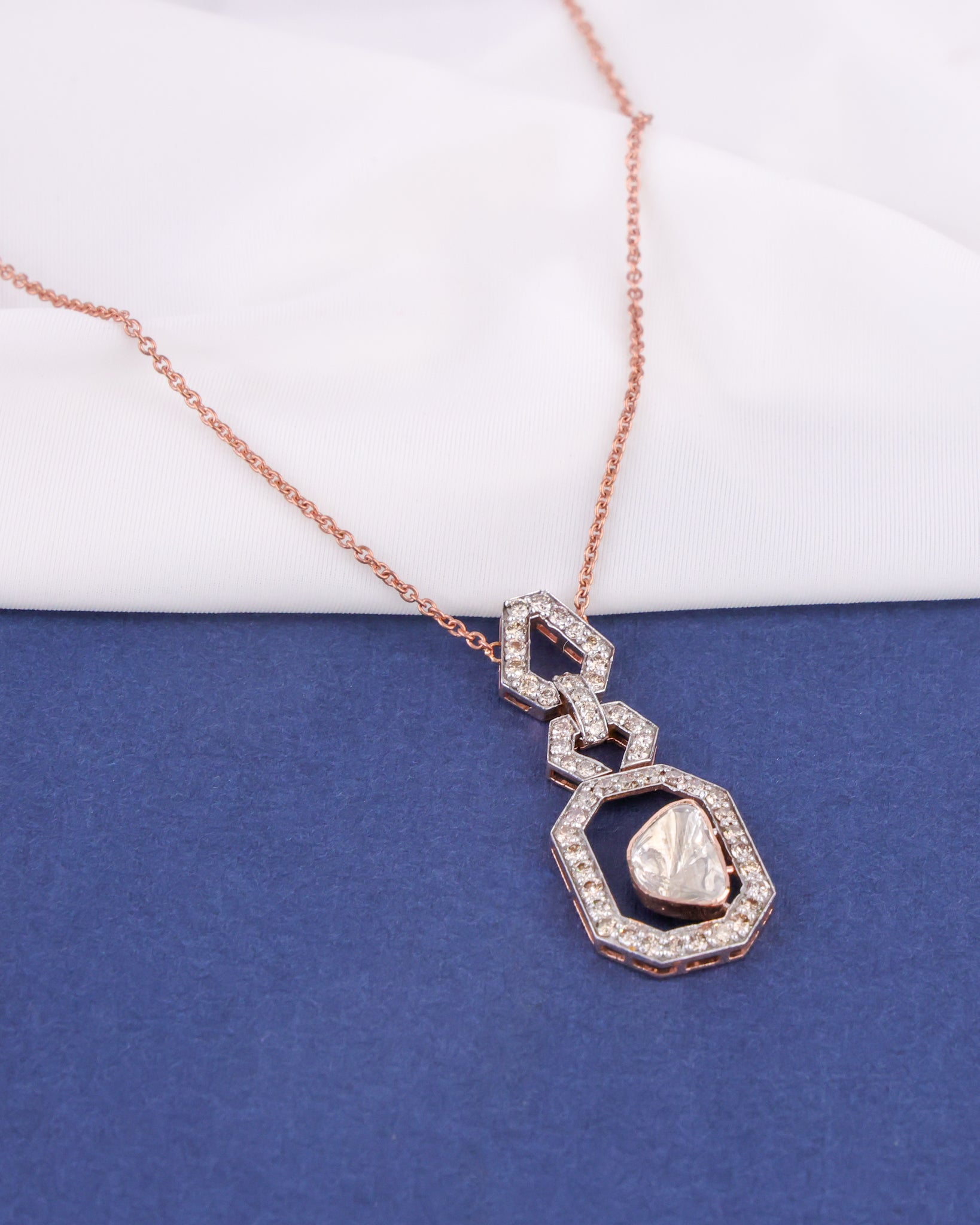 Rishita Polki And Diamond Pendant