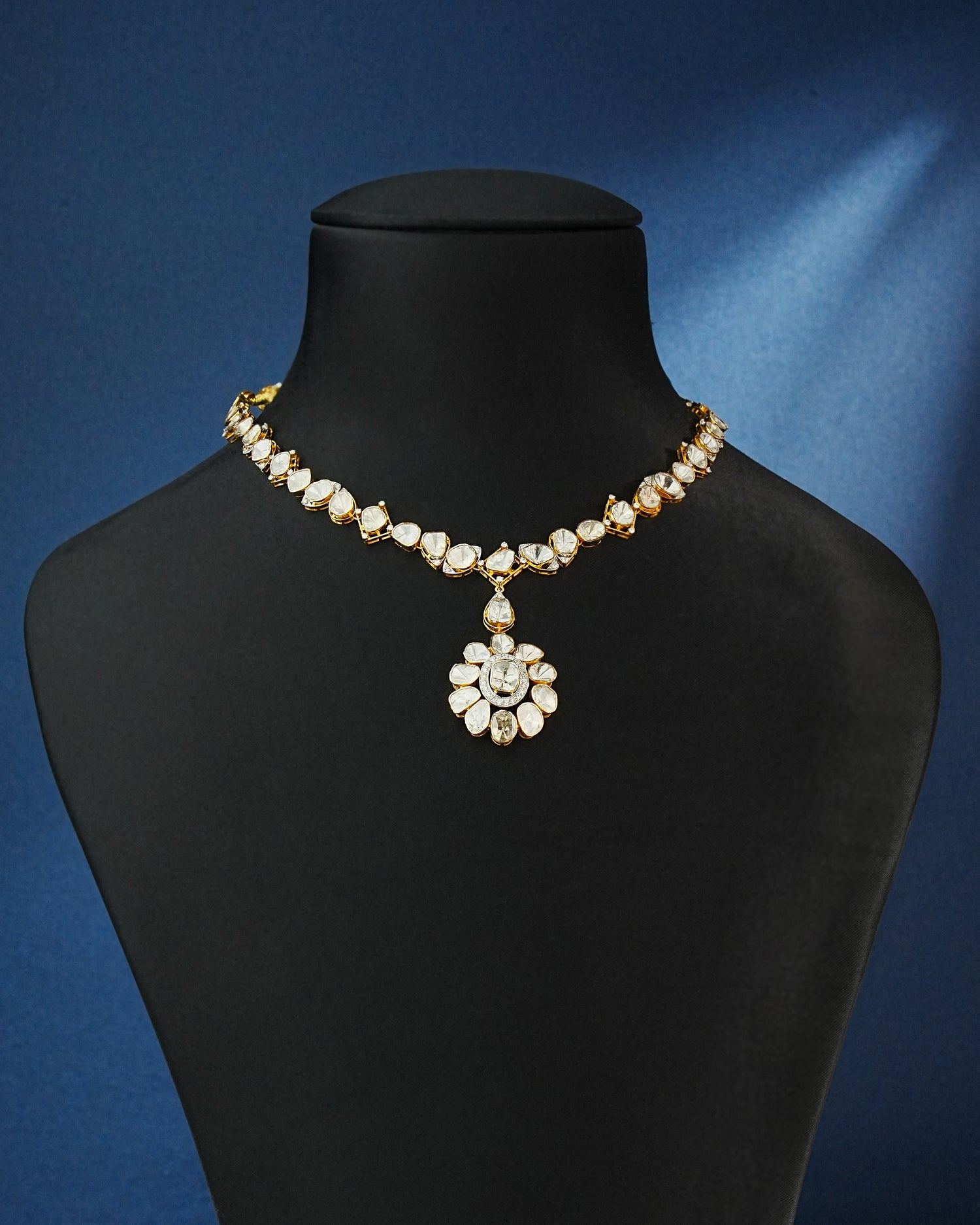 Divna Polki And Diamond Necklace