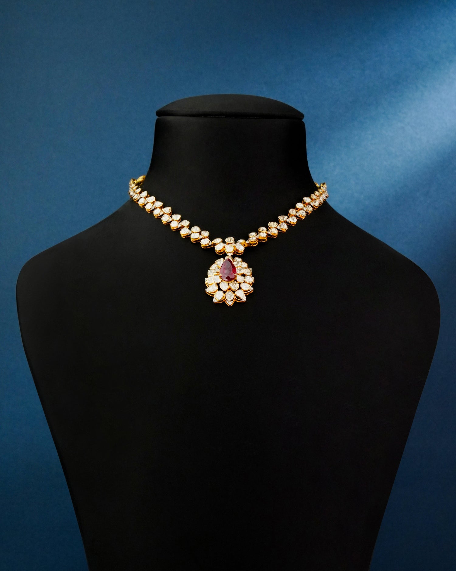 Kelsey Polki And Diamond Necklace
