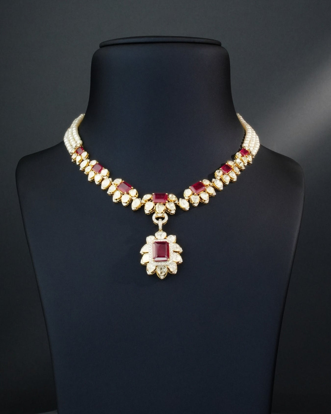 Anaita Polki And Diamond Necklace