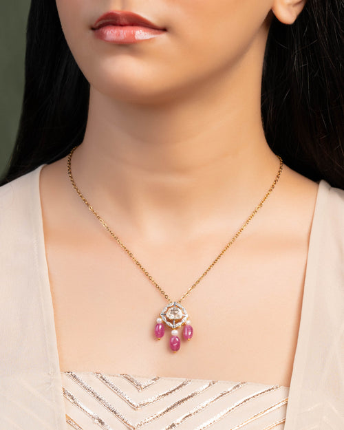 Nazmeen Polki And Diamond Pendant