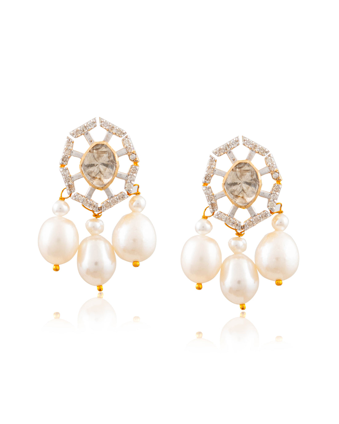 Pariniti Pendant And Ojasvi Tops Polki And Diamond Set