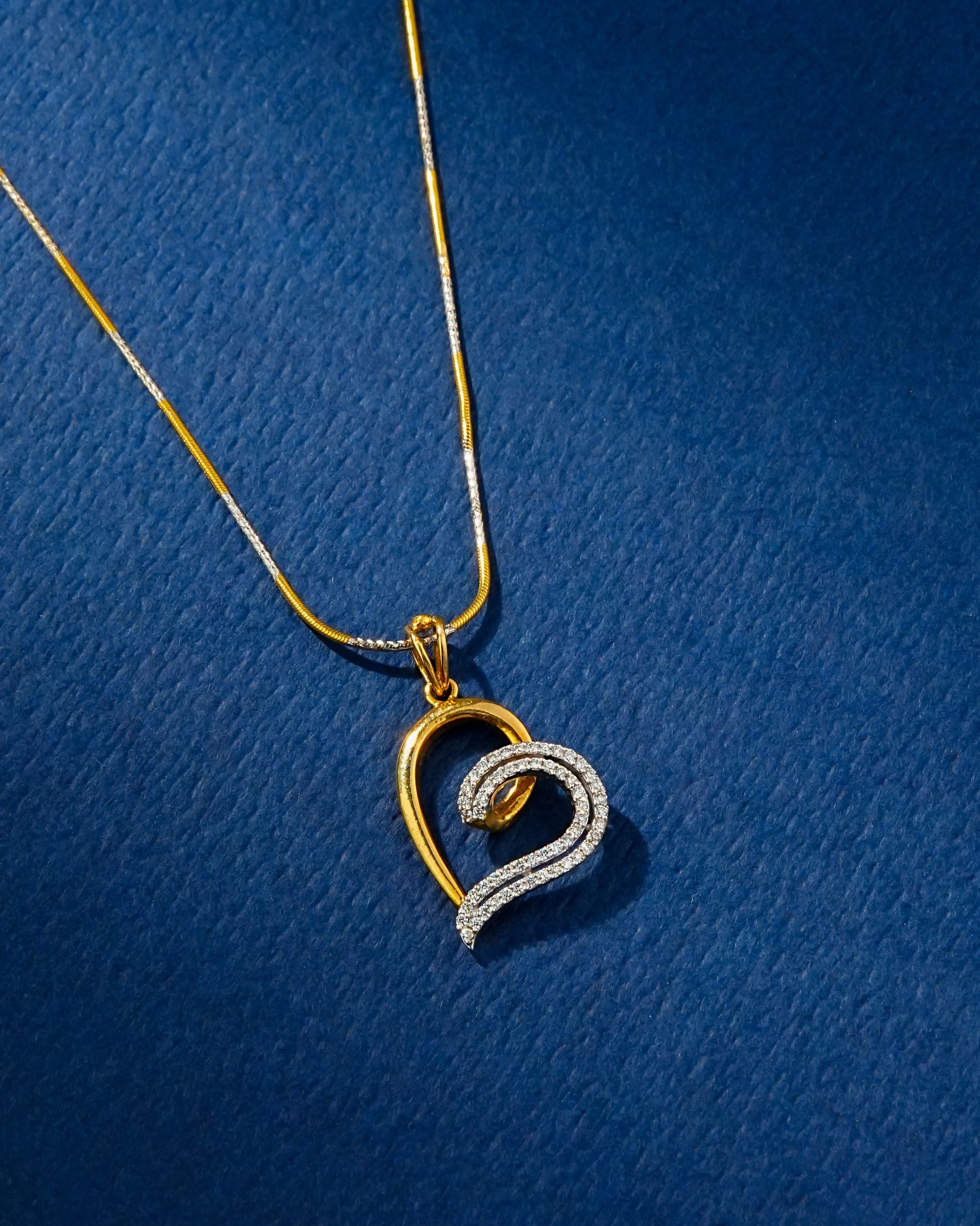 Daphne Diamond Pendant