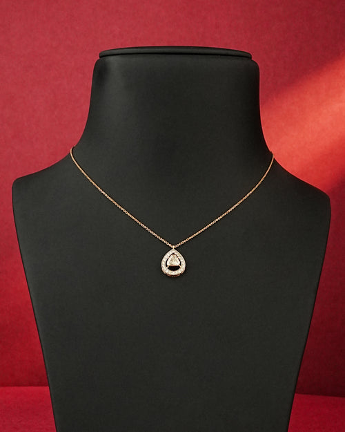 Kirti Polki And Diamond Pendant