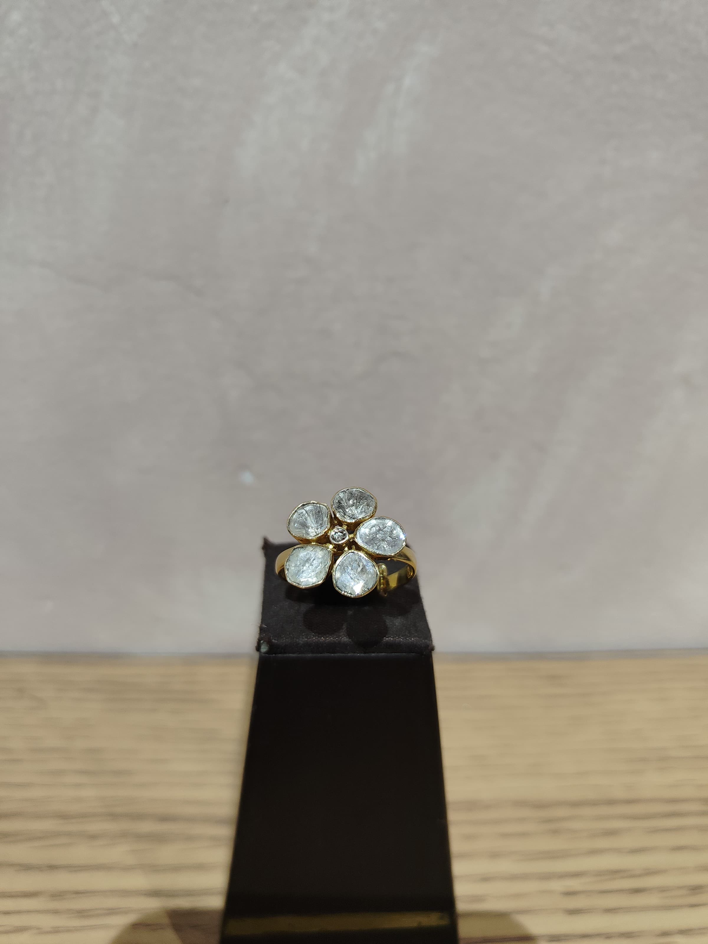 Savora Polki And Diamond Ring