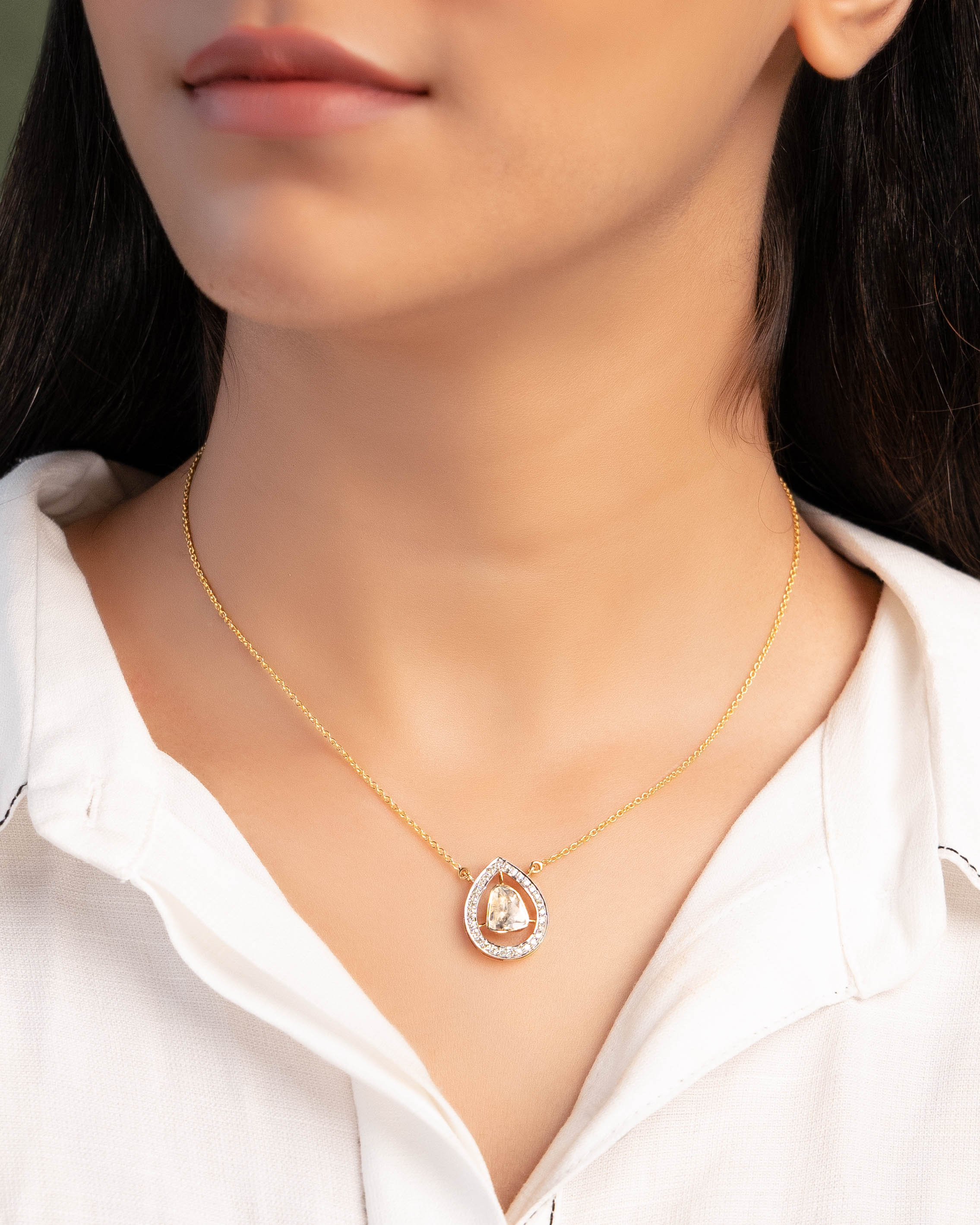 Nargis Polki And Diamond Pendant