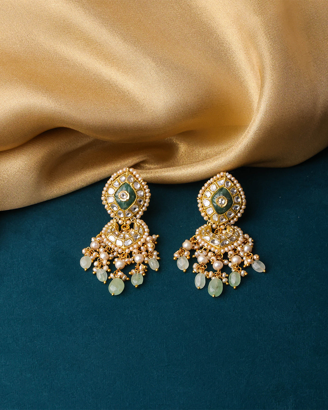 Laiba Choker And Pranali Chandbalis Polki Set