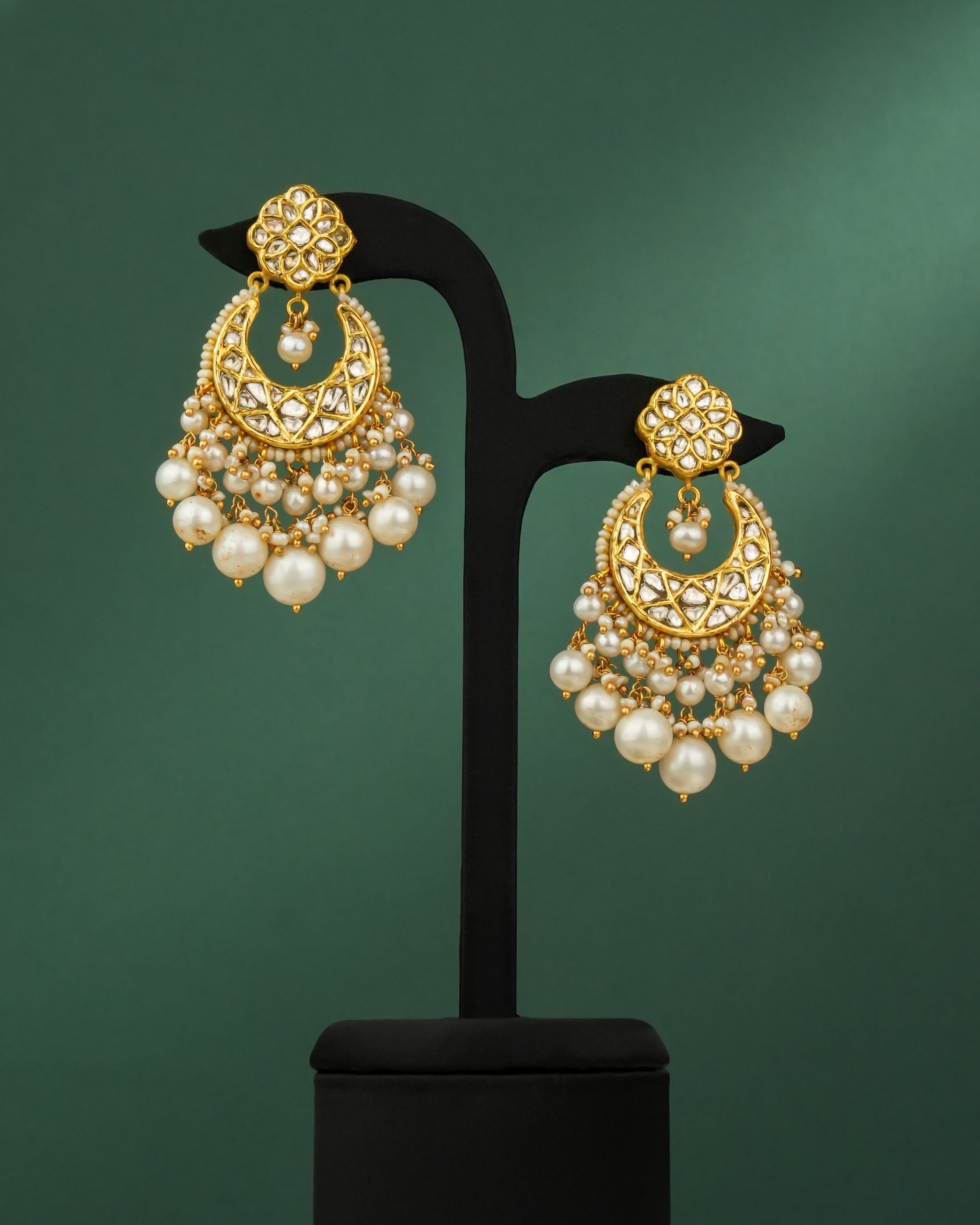 Shanaya Polki And Diamond Chandbalis