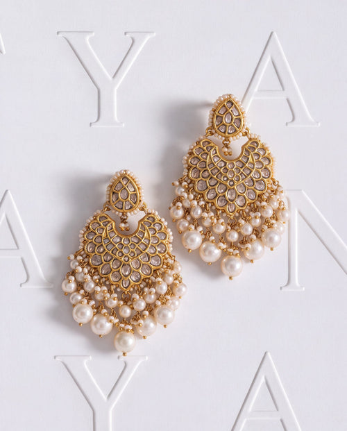 Simran Polki And Diamond Chandbalis