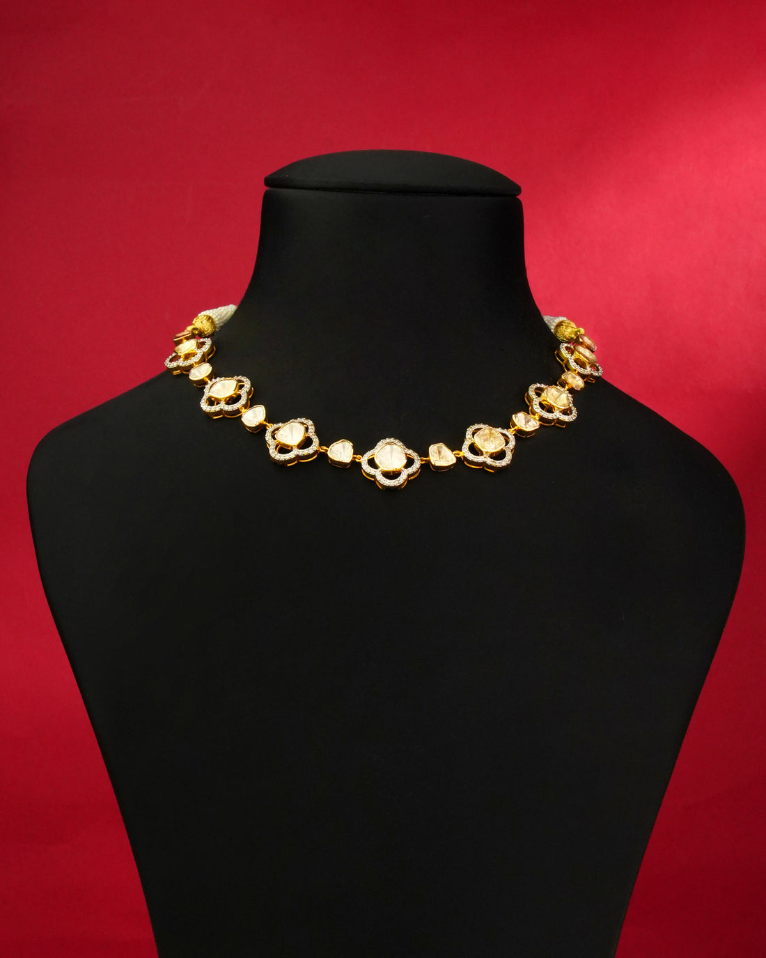 Ofeliya Polki And Diamond Choker
