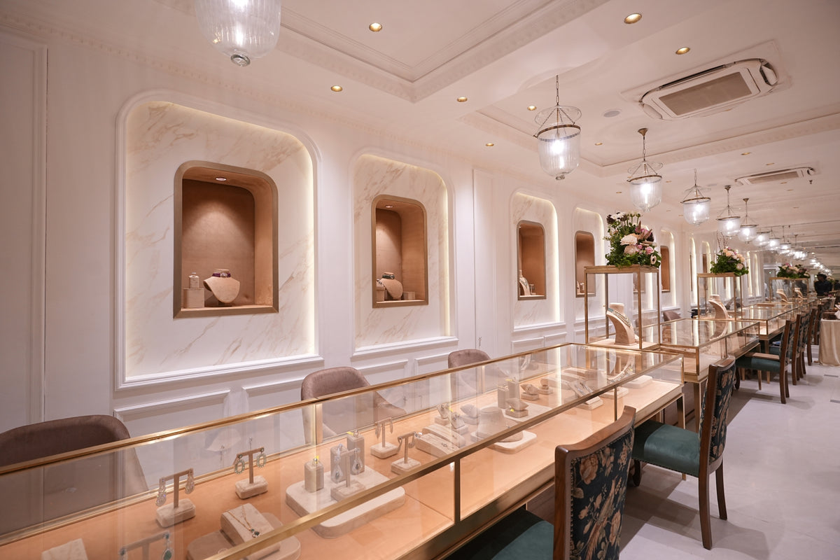 Tyaani Kolkata Store