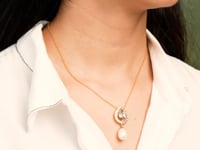 Rania Polki And Diamond Pendant