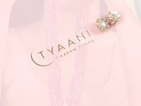 Aradhnya Polki And Diamond Tops