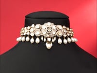 Joyce Polki And Diamond Choker