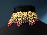 Maahika Polki Choker