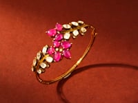 Devina Polki And Diamond Hathphool