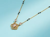 Daisy Polki And Diamond Pendant