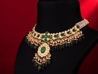 Hinanshi Polki Necklace