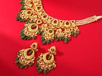 Amna Polki Chandbalis