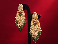Aastha Polki Chandbalis