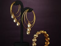 Sweta Polki And Diamond Bangle