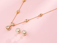 Trisha Polki And Diamond Pendant