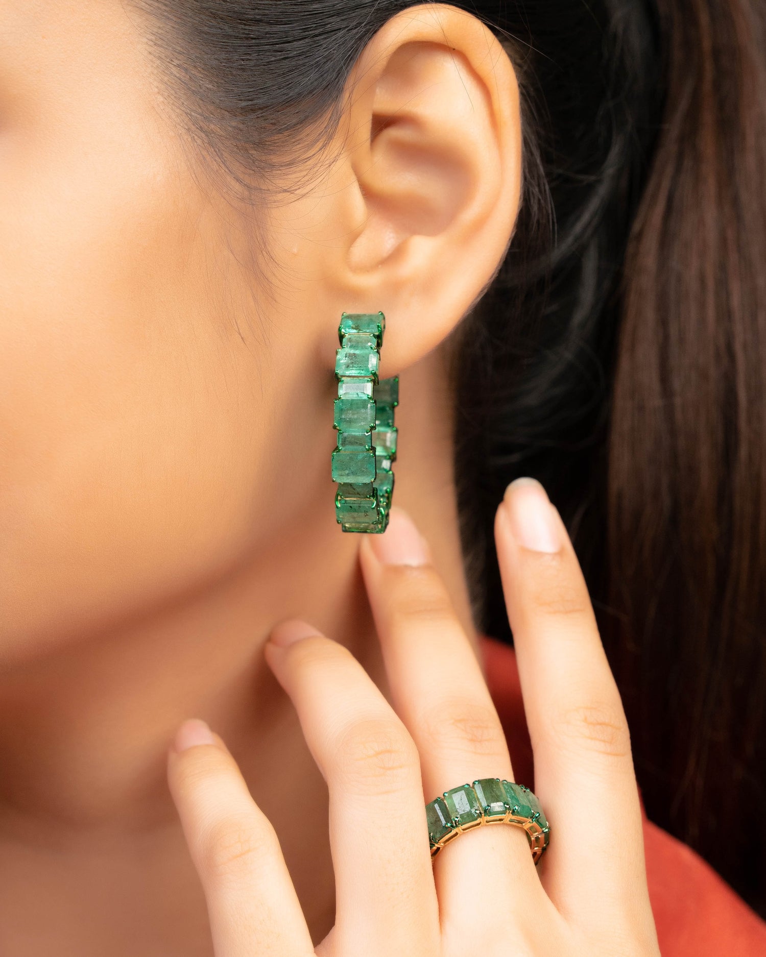 Zarin Emerald Hoops